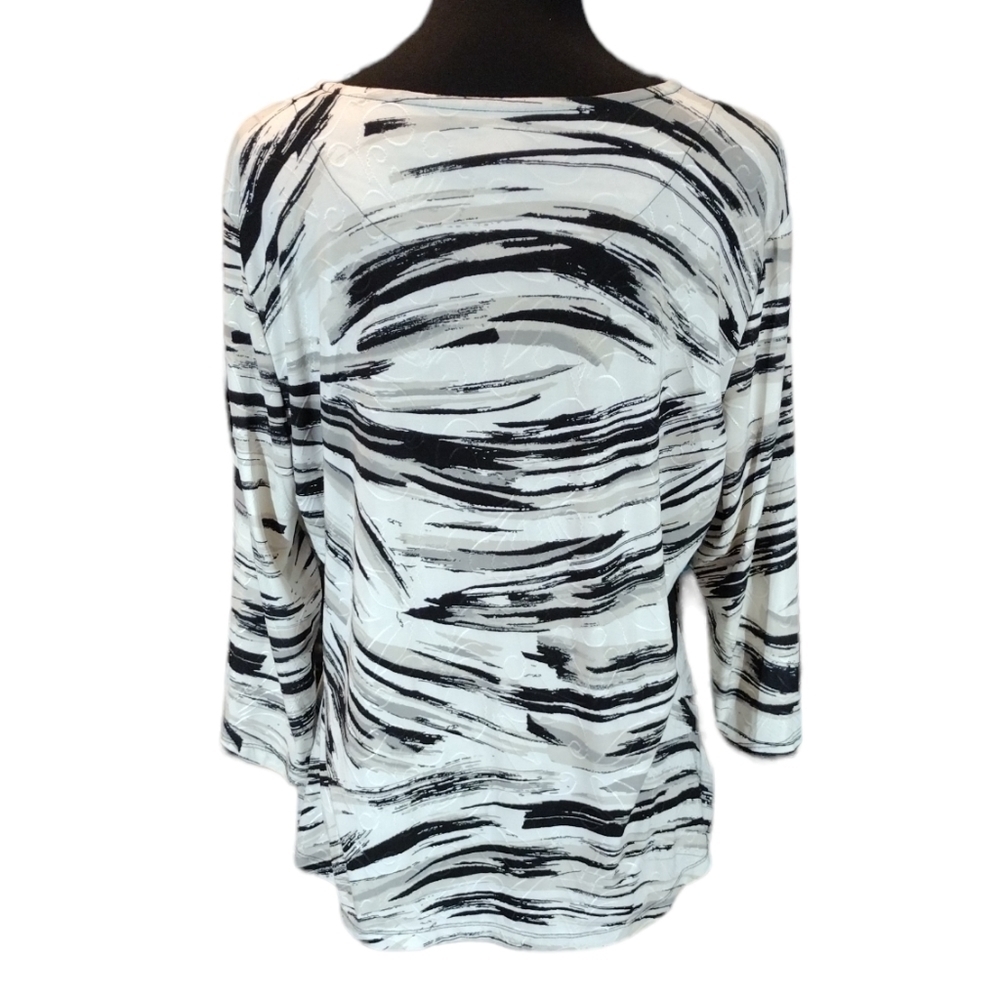 JM Collection Top - Picture 3 of 7